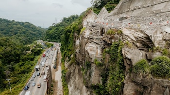 El tramo de Los Chorros, uno de los principales accesos a San Salvador, estará cerrado el fin de semana por explosiones controladas