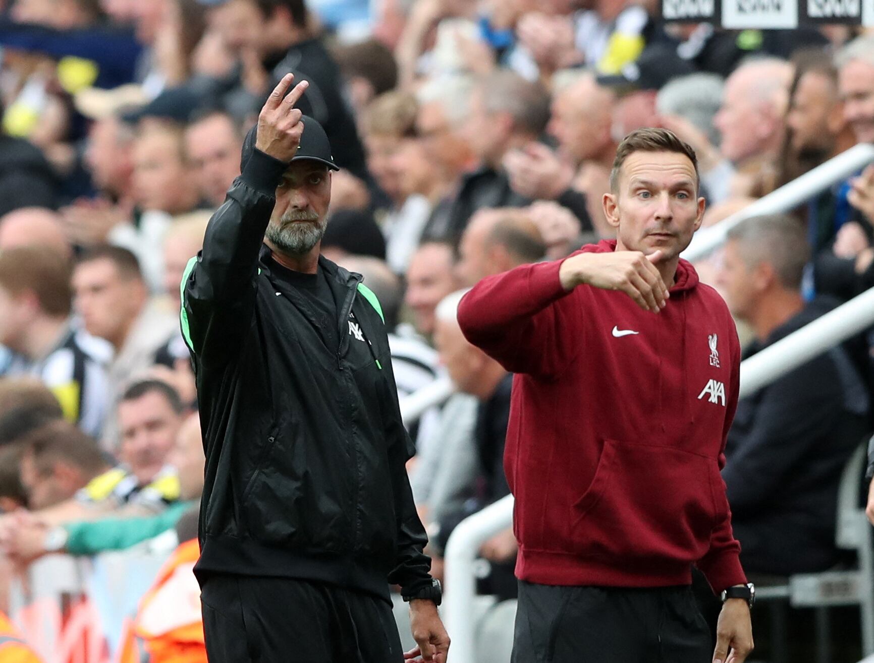 Fue campeón de la Premier League 2019/20 y la Champions League 2018/19 como parte del cuerpo técnico de Klopp, entre otros títulos (Reuters/Scott Heppell)