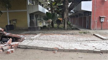 31-07-2021 Terremoto en la ciudad de Sullana, en el noroeste de Perú.
El Instituto Nacional de Defensa Civil de Perú (Indeci) ha informado de que un terremoto de 6,1 grados en la escala de Richter ha azotado este viernes el noroeste del país, en concreto la ciudad de Sullana, en la región de Piura, y ha dejado a su paso más de 30 heridos y 720 personas afectadas.
POLITICA
COEN - INDECI TWITTER