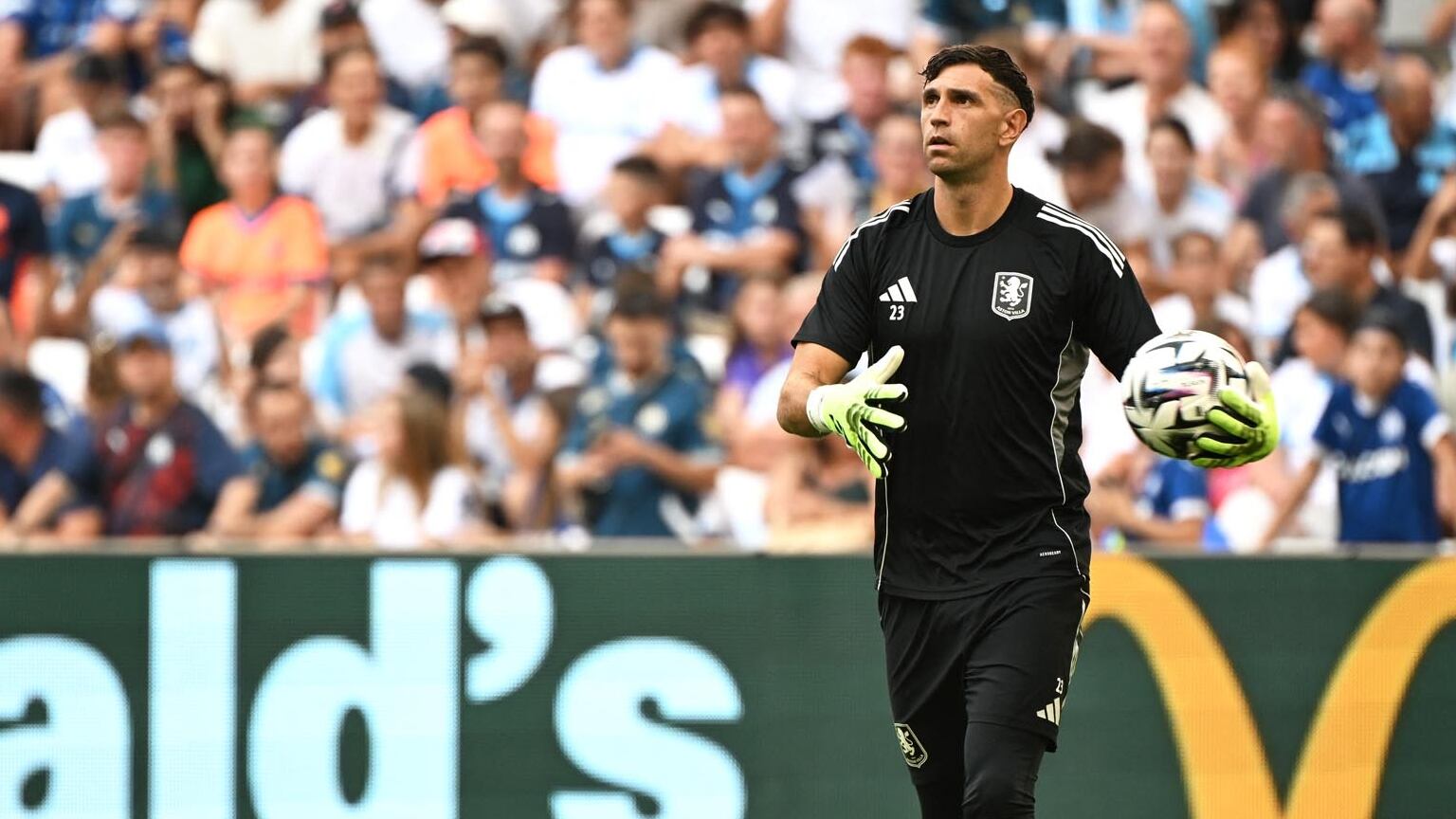 El Dibu Martínez aparece en la órbita del Inter de Milán (Photo by Miguel MEDINA / AFP)