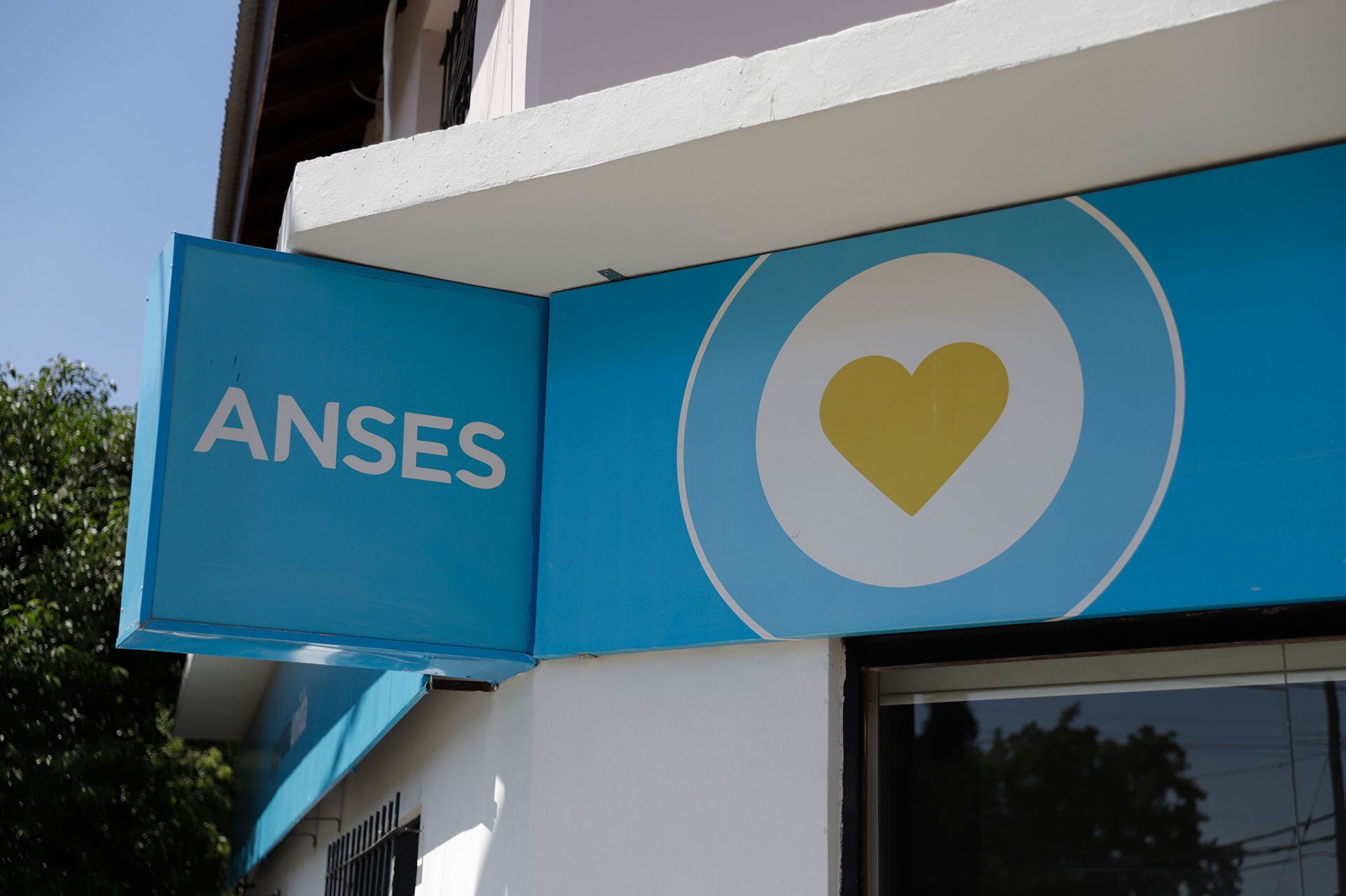 ANSES finaliza el calendario de pagos de noviembre con haberes, bonos y asignaciones para jubilados, pensionados y beneficiarios de planes sociales (ANSES)