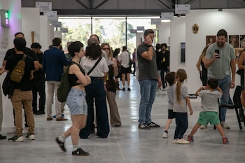 La familia y los jóvenes asistieron en gran cantidad a la feria