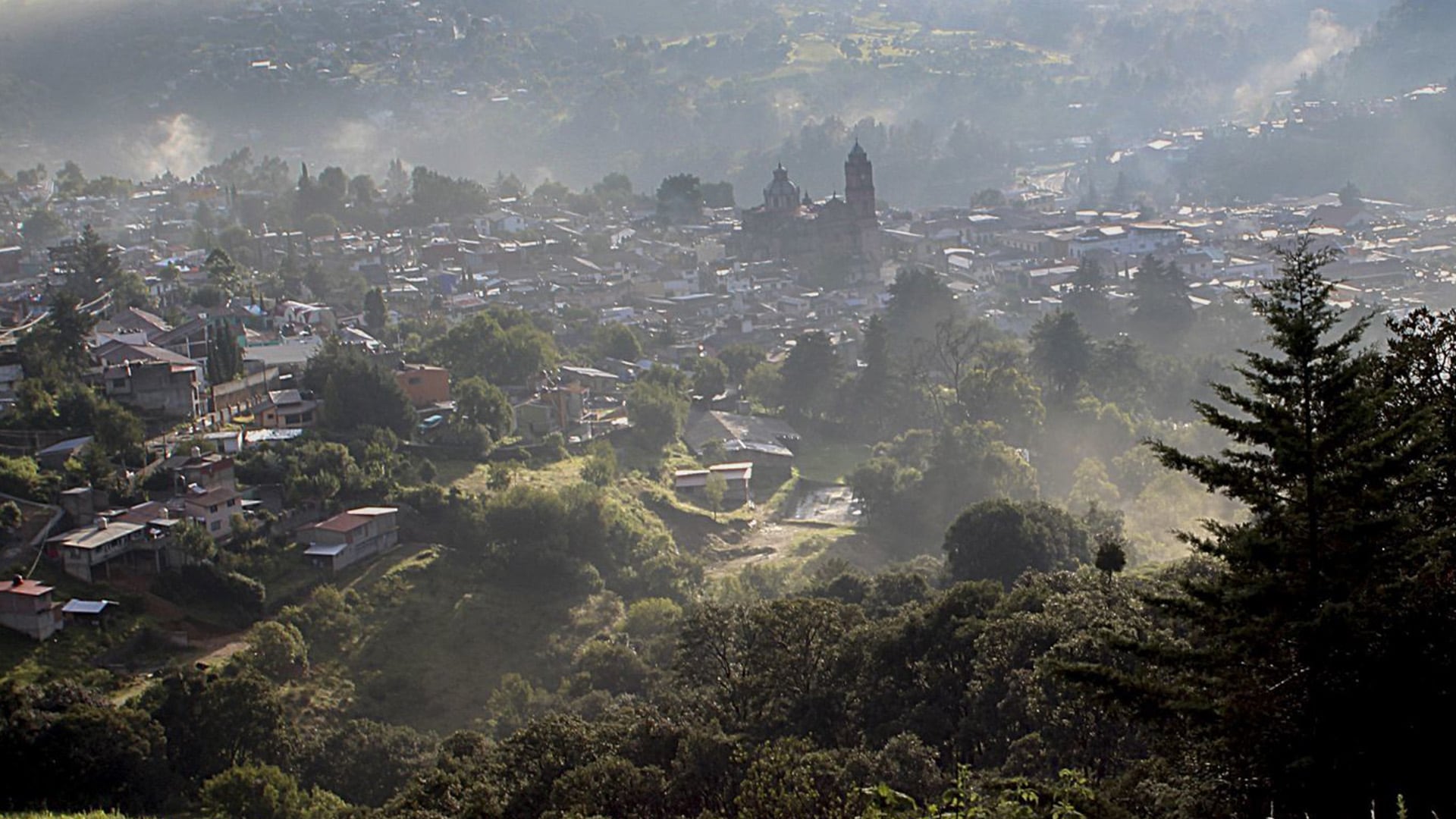 Aunque la identidad de este lugar está más relacionada con la Navidad, cuenta con un ambiente que da un toque gótico.Foto: Cuartoscuro