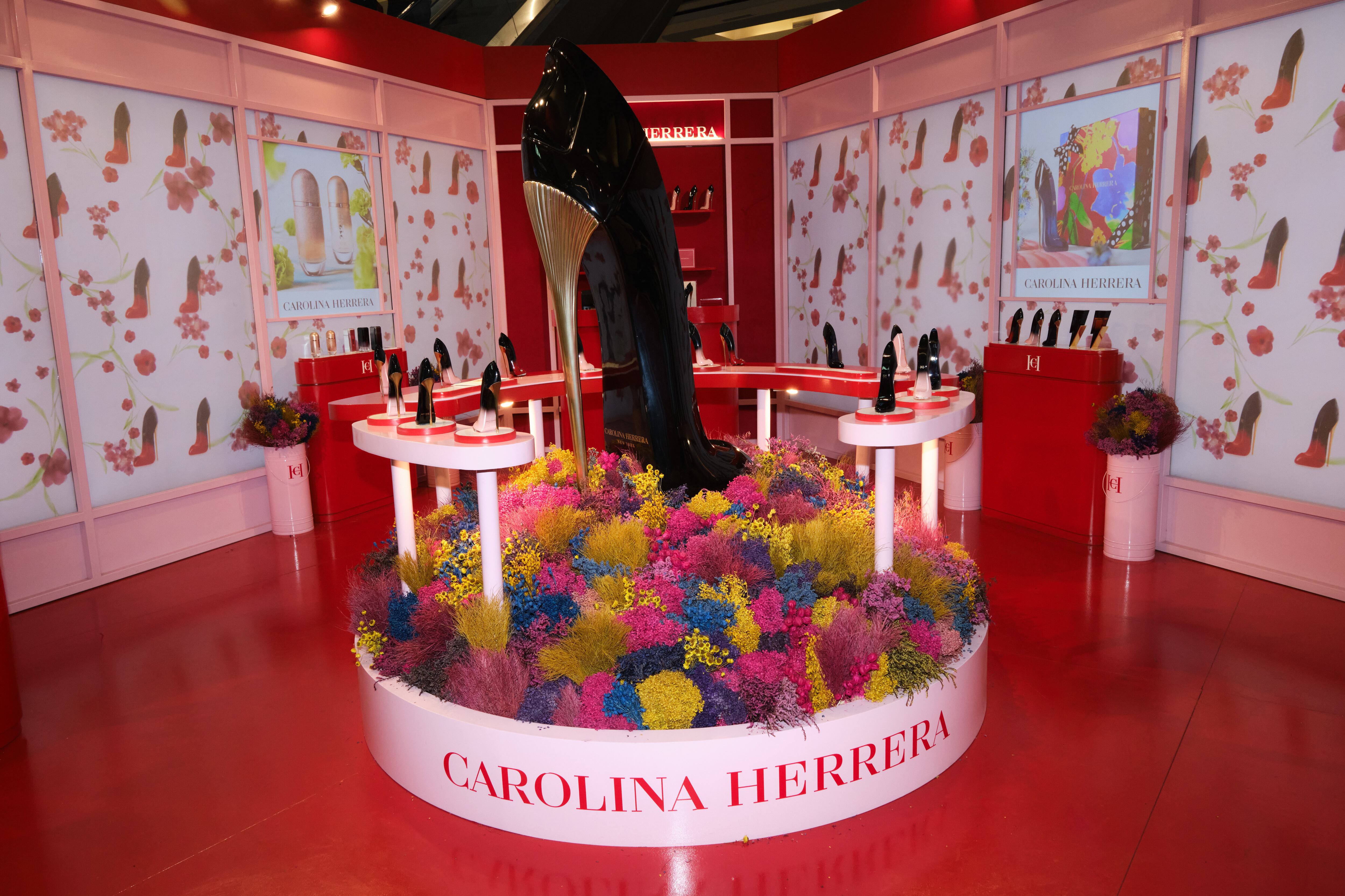 Carolina Herrera presenta “Florería Herrera” en una experiencia única en Alto Palermo (Carolina Herrera)