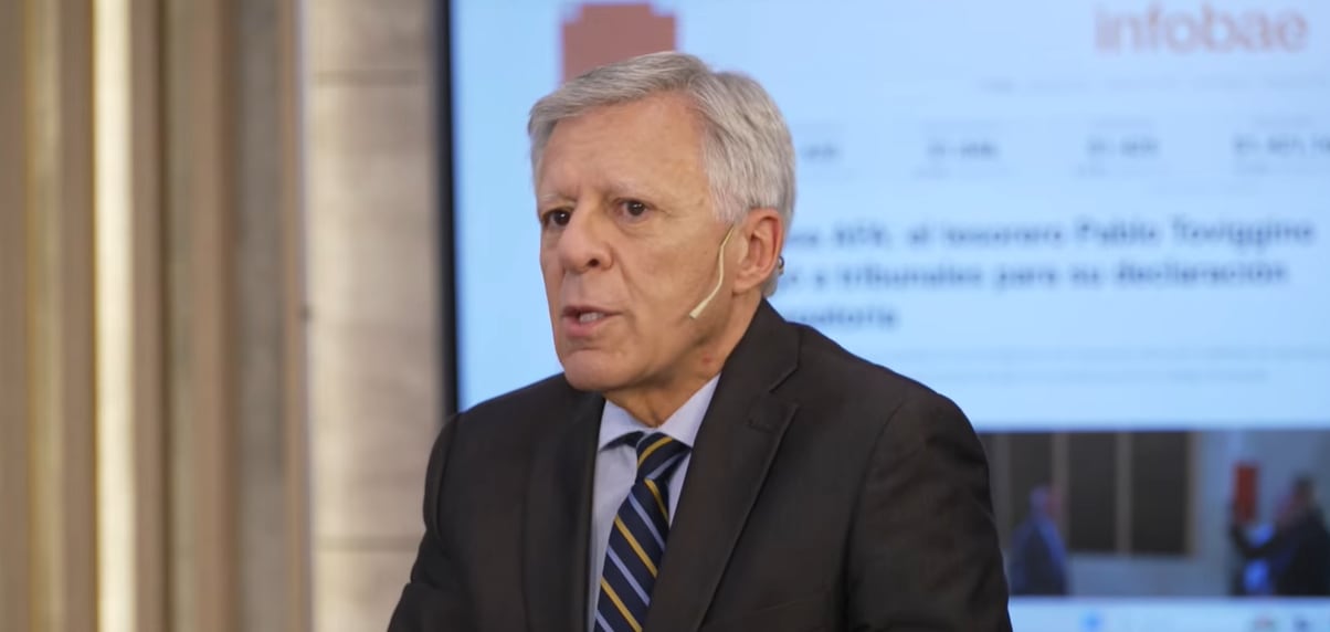 El Dr. Daniel López Rosetti recomienda tomarse el pulso como una manera sencilla de detectar alteraciones en el ritmo cardíaco