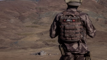 Turquía analiza una incursión militar