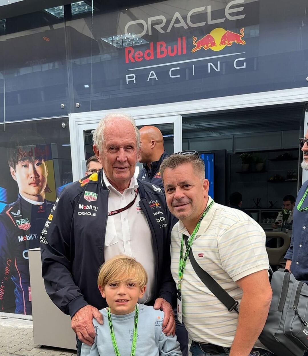 Fontana, su hijo Mateo y Helmut Marko (@norbertofontana)
