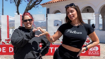 Andrea Compton y Jedet desconectan