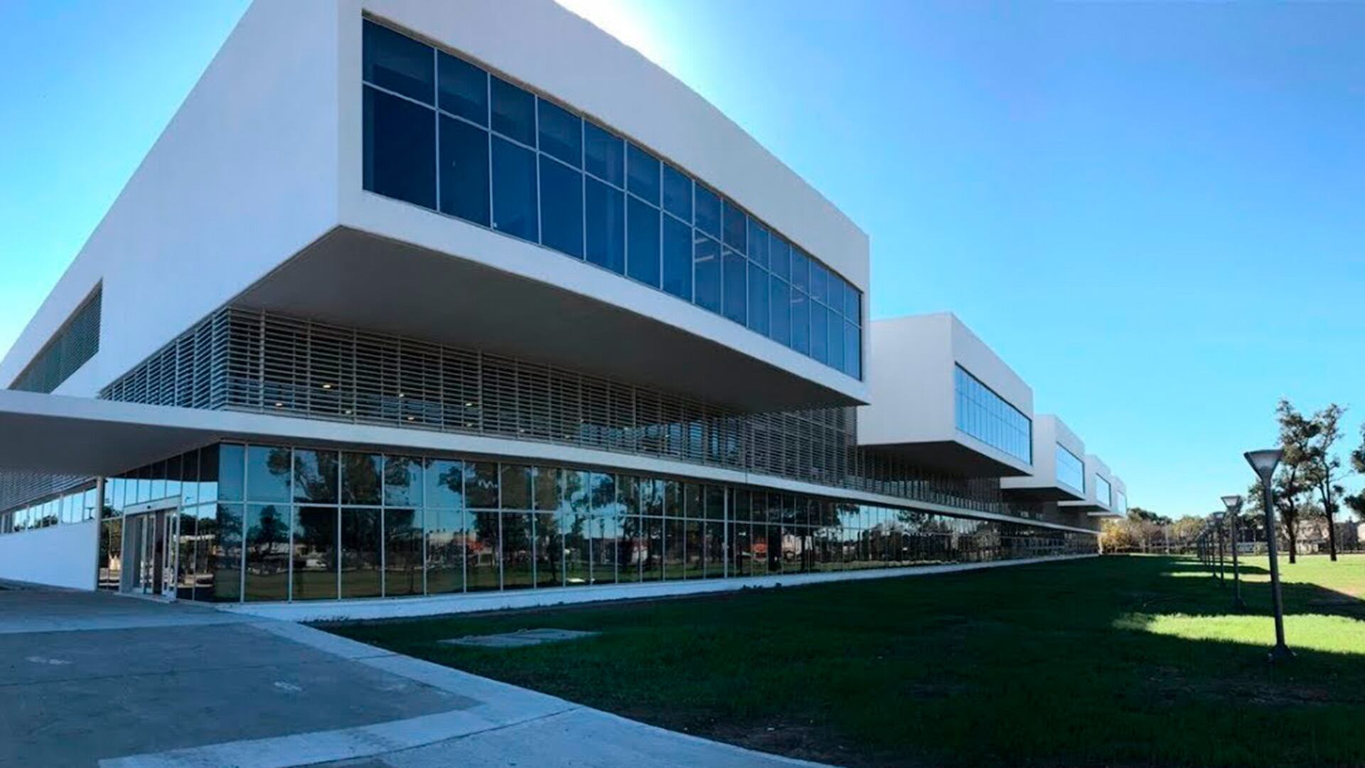 Hospital Iturraspe, donde fueron asistidos tres de los heridos de bala