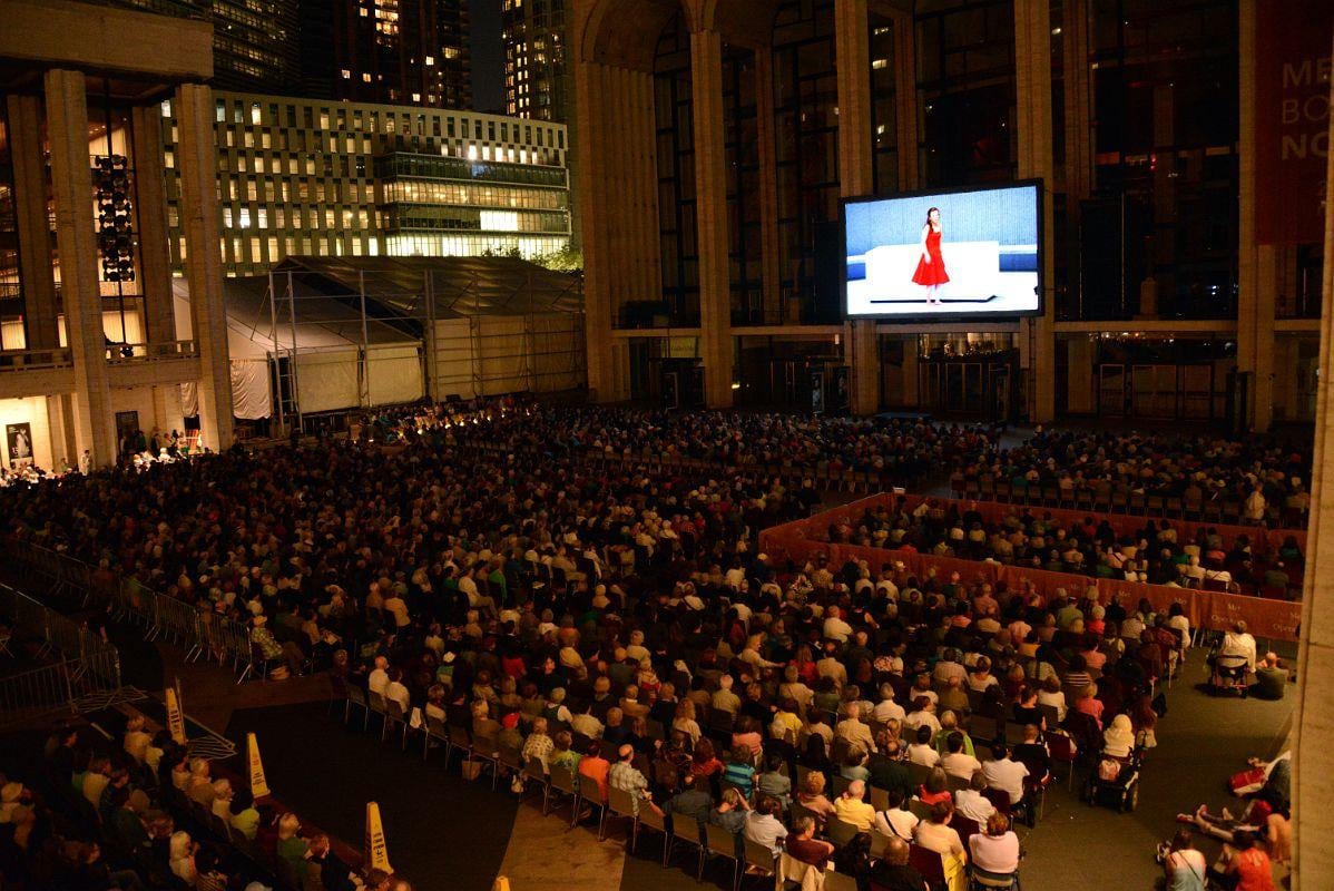 El Summer HD Festival mantiene el formato de acceso gratuito que convirtió a las proyecciones de ópera en una tradición de finales del verano en Nueva York. Los asientos se ocupan por orden de llegada.