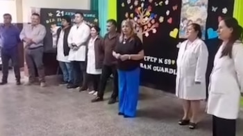“Es una decisión política del señor gobernador”: denuncian adoctrinamiento político en una escuela primaria de Formosa