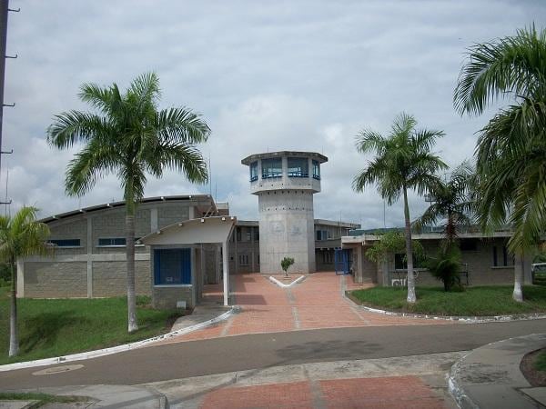 El centro penitenciario, ubicado en Puerto Triunfo, Antioquia, fue construido bajo un contrato de Fonade por $35.837 millones y aparece en una denuncia por presuntas irregularidades en el manejo de anticipos. - crédito Inpec