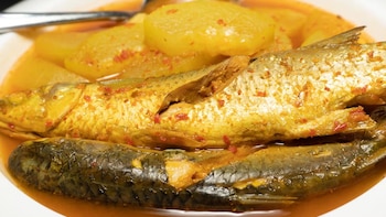 En Tolima y Huila, la viuda de pescado reúne bocachico o capaz cocido al vapor sobre una cama de yuca, plátano y papa, es uno de los platos tradicionales en Colombia durante Semana Santa - crédito Nestlé