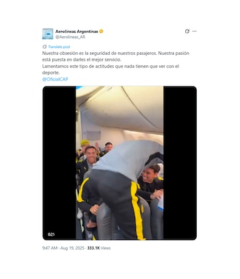 Aerolíneas Argentinas cuestionó la conducta del plantel de Peñarol durante su vuelo a Buenos Aires