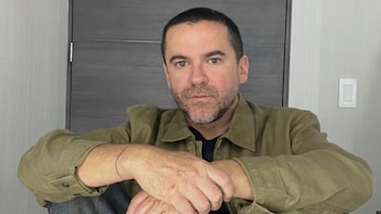 Mauricio Mancera sorprende al hacerse una prueba de embarazo, revela cuál es la razón médica