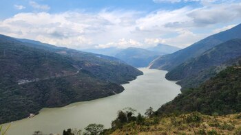 Dos hombres desaparecieron mientras nadaban