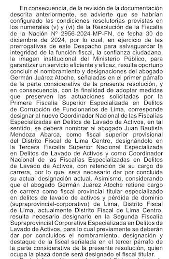 Primer párrafo de un documento oficial impreso en español con texto en color negro sobre fondo blanco, detallando una resolución legal