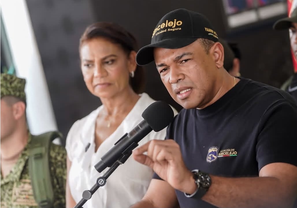 El alcalde de Sincelejo, Yahir Acuña, aseguró que sus actividades en Estados Unidos sí han correspondido a su tipo de visa: de turismo - crédito @yahiracuna_/IG