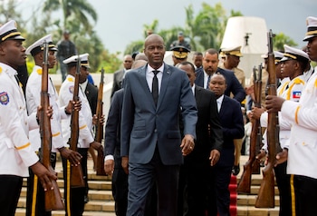 El colapso del sistema judicial haitiano, con jueces que renunciaron por temor a represalias, trasladó a Miami la única vía activa para juzgar el asesinato de Moise (AP Foto/Dieu Nalio Chery)