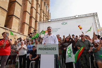 24/10/2026 El presidente de Vox, Santiago Abascal, en un mitin ofrecido este sábado, 24 de octubre, en Palma.
POLITICA
TOMÀS MOYÀ/EUROPA PRESS