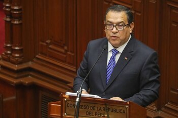 Otárola Peñaranda juramentó como premier en diciembre del año pasado. (REUTERS)