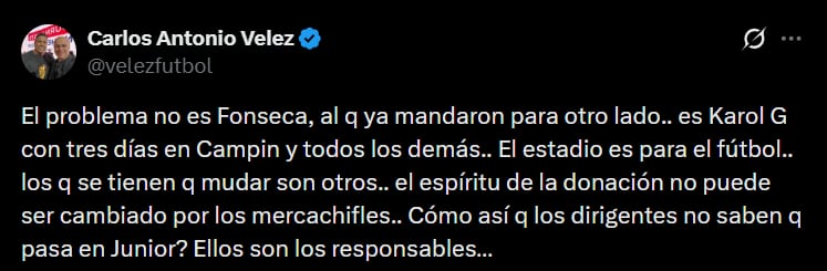 Los artistas son los responsables del daño a la gramilla del estadio El Campín, según el periodista Carlos Antonio Vélez - crédito @velezfutbol/X