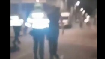 Video| Policía deja botado el