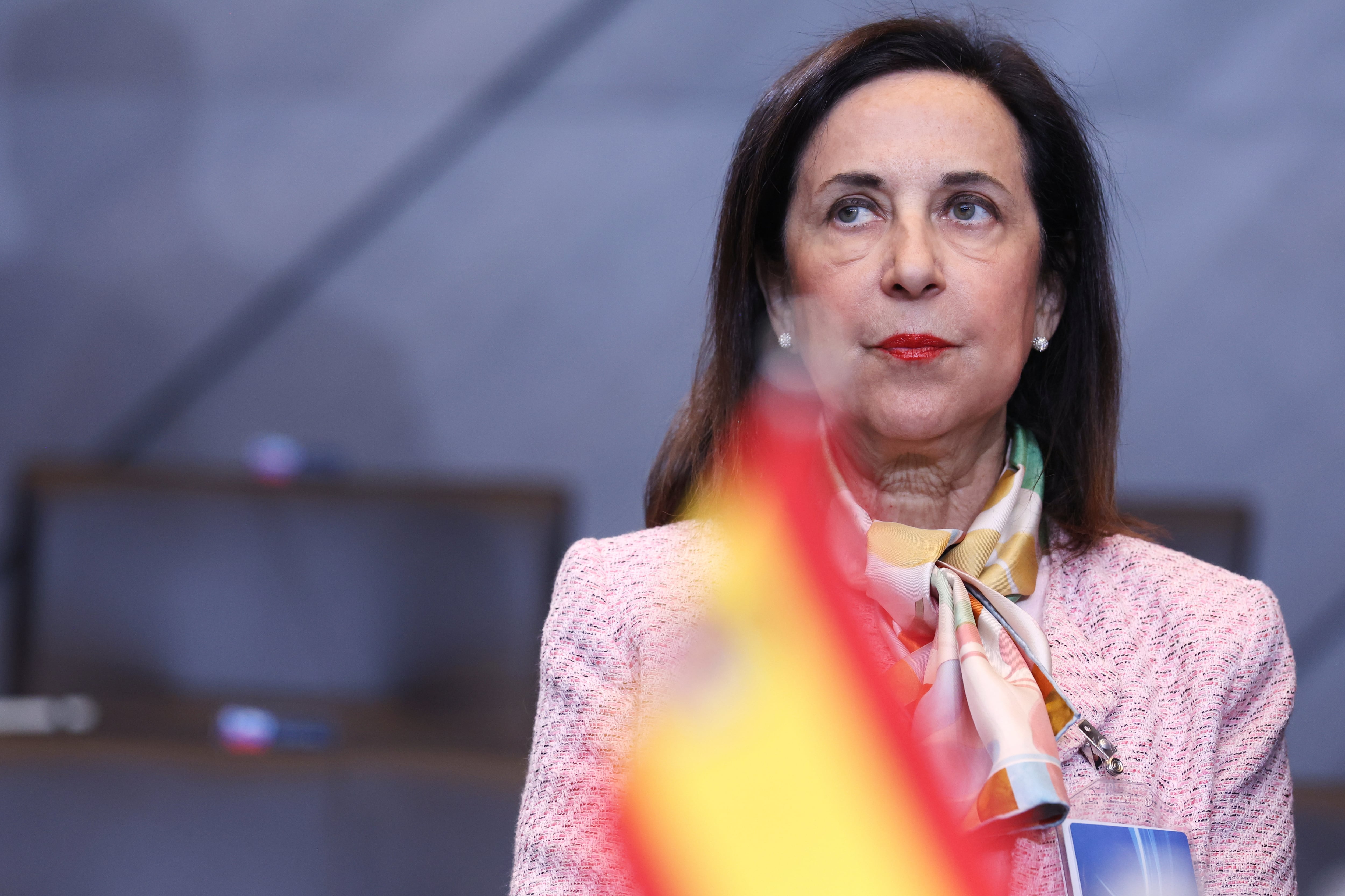 La ministra de Defensa de España Margarita Robles en una reunión de la OTAN en Bruselas. (AP foto/Omar Havana)