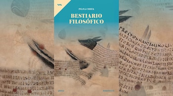 Portada de libro: Bestiario Filosófico de Ivana Costa. Ilustraciones de perro, conejo, pez y concha marina sobre fondo de manuscrito antiguo en azul y beige.