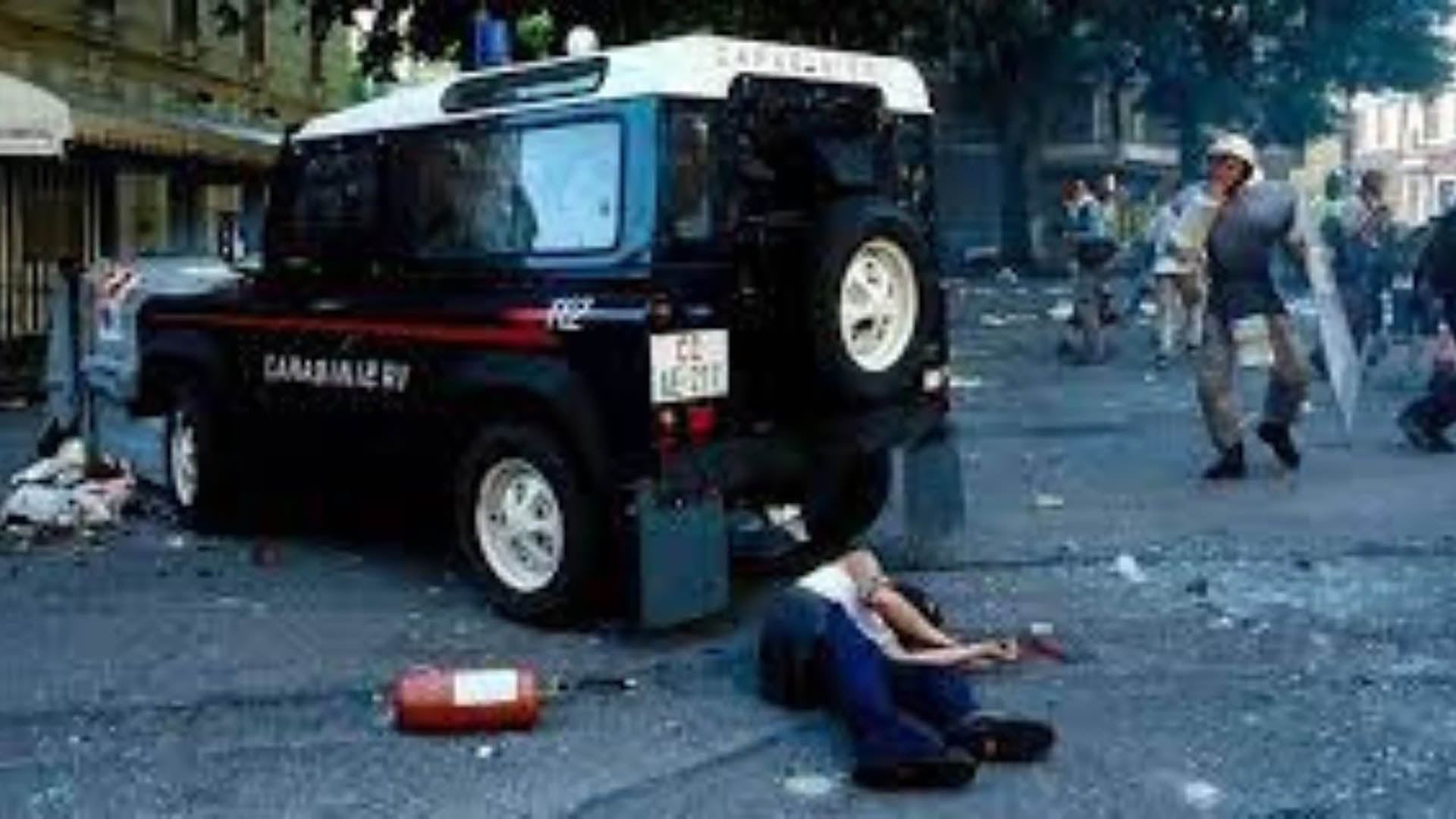 El día que Génova estalló: a 25 años del caso del joven asesinado por la policía durante las violentas protestas antiglobalización