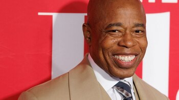 “Não diga homossexual”: o que está por trás da curiosa campanha para prefeito de Nova York na Flórida