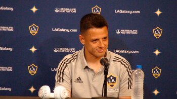 En la imagen, el delantero