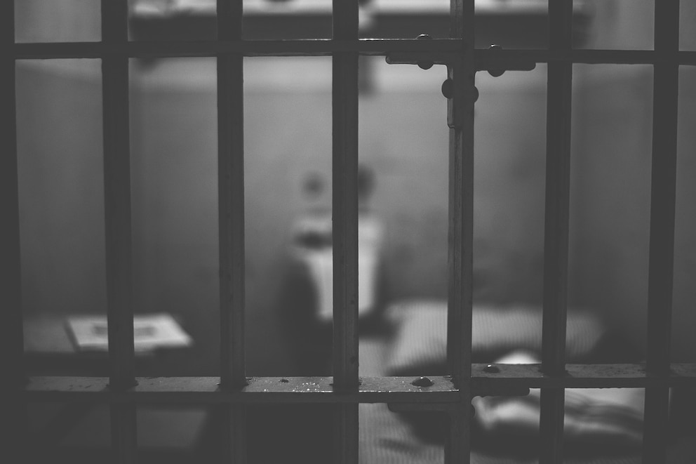 Image related to the arrest of a youth basketball coach