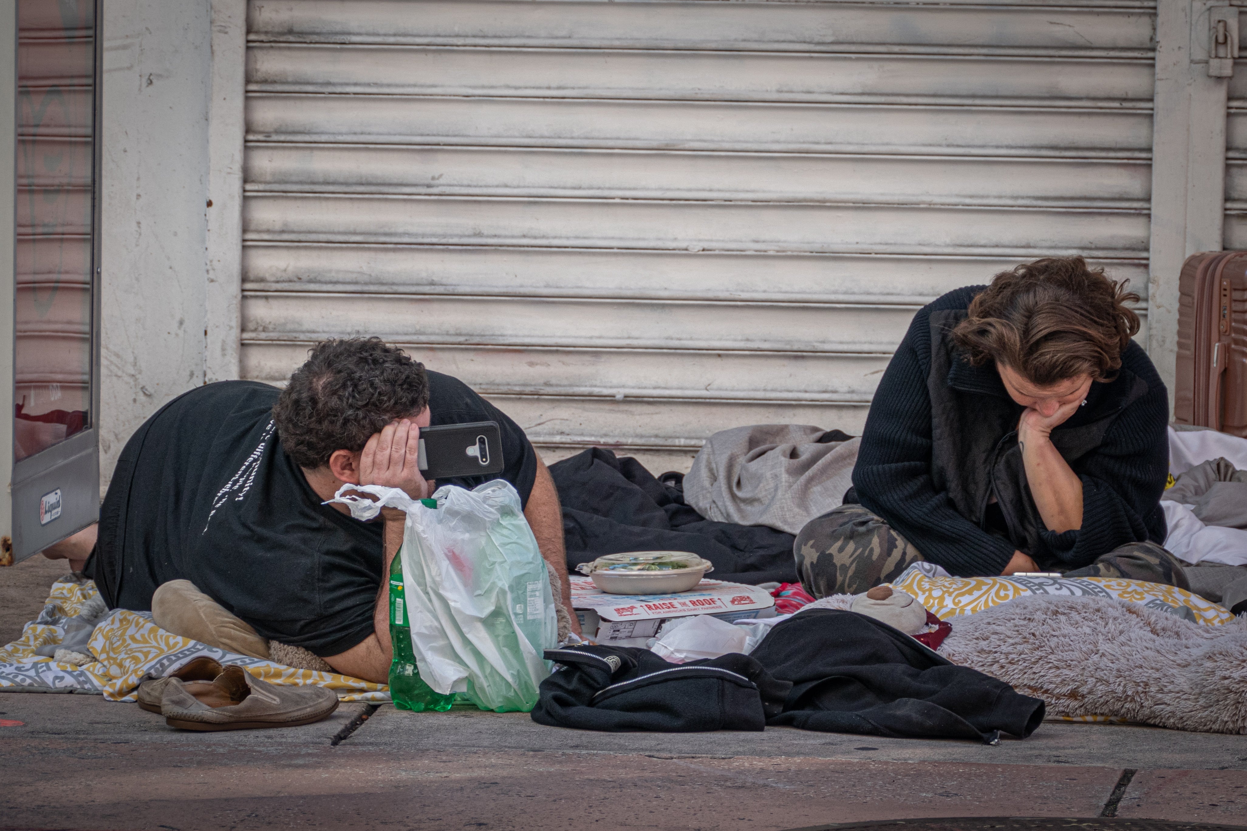 Alrededor de 2.700 personas se alojan en refugios gestionados por el Homeless Trust, mientras unas 5.000 ocupan viviendas subvencionadas. (EFE/Giorgio Viera)