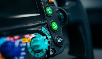 La escudería cambió el botón