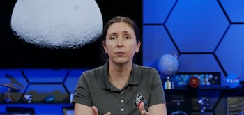 La Dra. Kelsey Evans Young, directora de Ciencias y Exploración de la NASA, respondió 5 preguntas sobre el impacto del cohete en la Luna