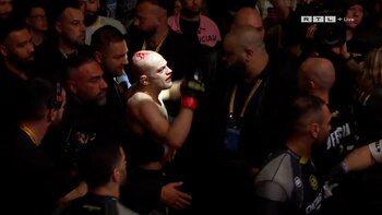 Holzer terminó festejando fuera del