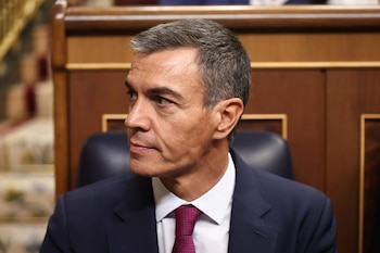 09/09/2026 El presidente del Gobierno, Pedro Sánchez, a su llegada a una sesión plenaria en el Congreso de los Diputados, a 9 de septiembre de 2026, en Madrid (España). El Gobierno se enfrenta a la primera sesión de control tras el inicio de curso, coincidiendo con la desclasificación de unos 40 documentos, fechados desde el 1 de julio hasta el 1 de agosto, relacionados con la crisis en Ceuta derivada por la entrada masiva de unos 80.000 migrantes desde la frontera con Marruecos. Saiz avanzó que se publicarían más informes relevantes si hubiera porque desde el Ejecutivo no tienen "nada que esconder".
POLITICA
Eduardo Parra - Europa Press