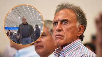 Ciudadanos increpan a Miguel Ángel Yunes en el aeropuerto de CDMX: “¡Puro traidor!”
