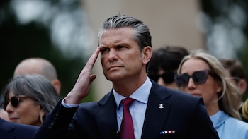 El jefe del Pentágono viaja a la base de Guantánamo en medio del endurecimiento de la presión de EEUU sobre el régimen cubano