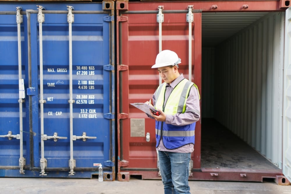 Refiriéndose a su trabajo, Gabriel comenta que