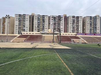 El antiguo césped artificial del