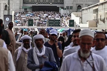Más de un millón de musulmanes inician peregrinación a La Meca en plena negociación de paz en Oriente Medio