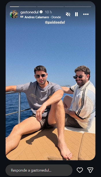 Gastón Edul publicó historias desde Mallorca junto a su hermano Guido Edul y compartió una foto grupal con el epígrafe “familia”