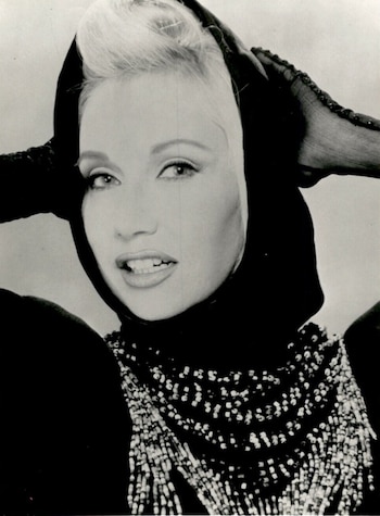 Una antigua postal de prensa