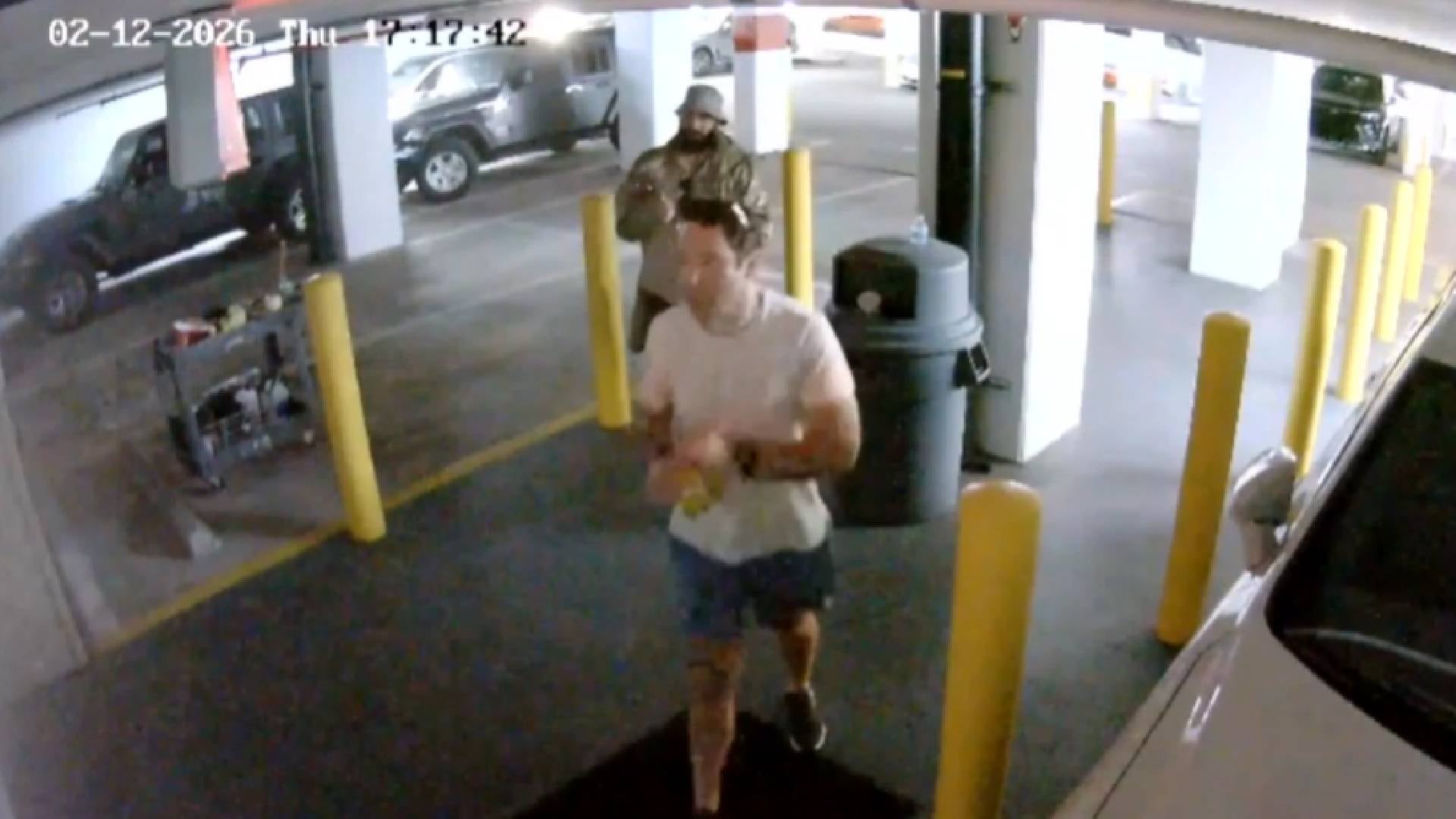 Videos de vigilancia y cámaras corporales revelaron la secuencia de la muerte de Justin Zelin en el condominio Akoya de Miami Beach (NBC 6 South Florida )