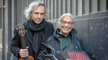 Raúl Barboza junto a Daniel