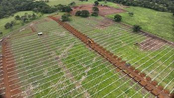 Telefónica impulsa la digitalización en proyectos energéticos de Negratín, con tres pilotos en Colombia