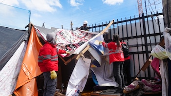 La intervención en el sector de la carrera Tercera permitió habilitar el paso de vehículos y peatones en la zona - crédito Secretaría de Seguridad