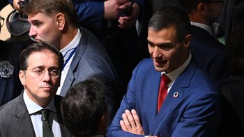 España llama a la desescalada,